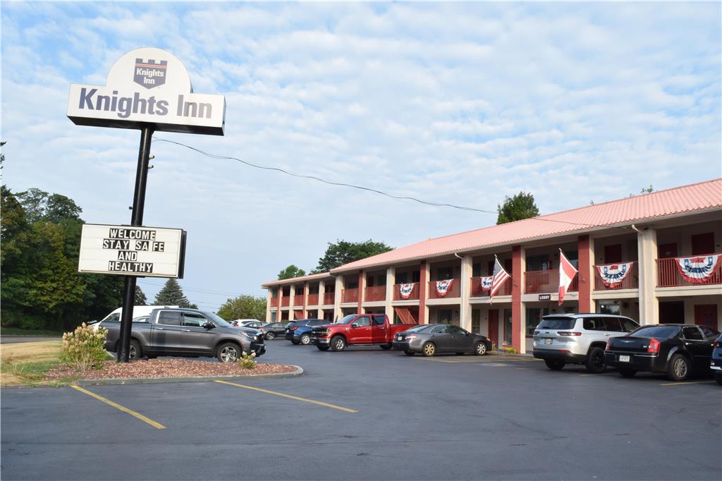 Knights Inn Oswego — hotel in Oswego
