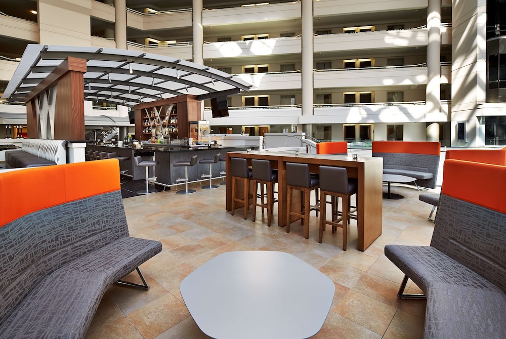 Embassy Suites by Hilton Washington DC Chevy Chase Pavilion - photo 38