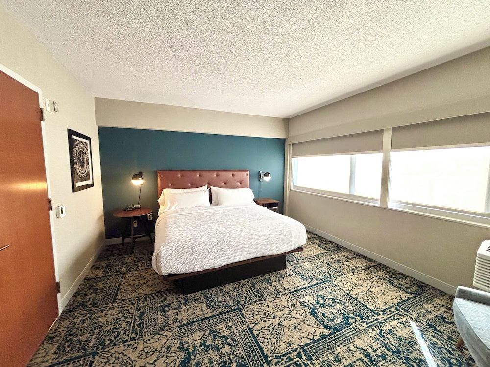 Four Points By Sheraton Norwood - photo 23