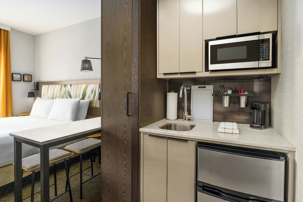 TownePlace Suites by Marriott New York Manhattan Chelsea - photo 16