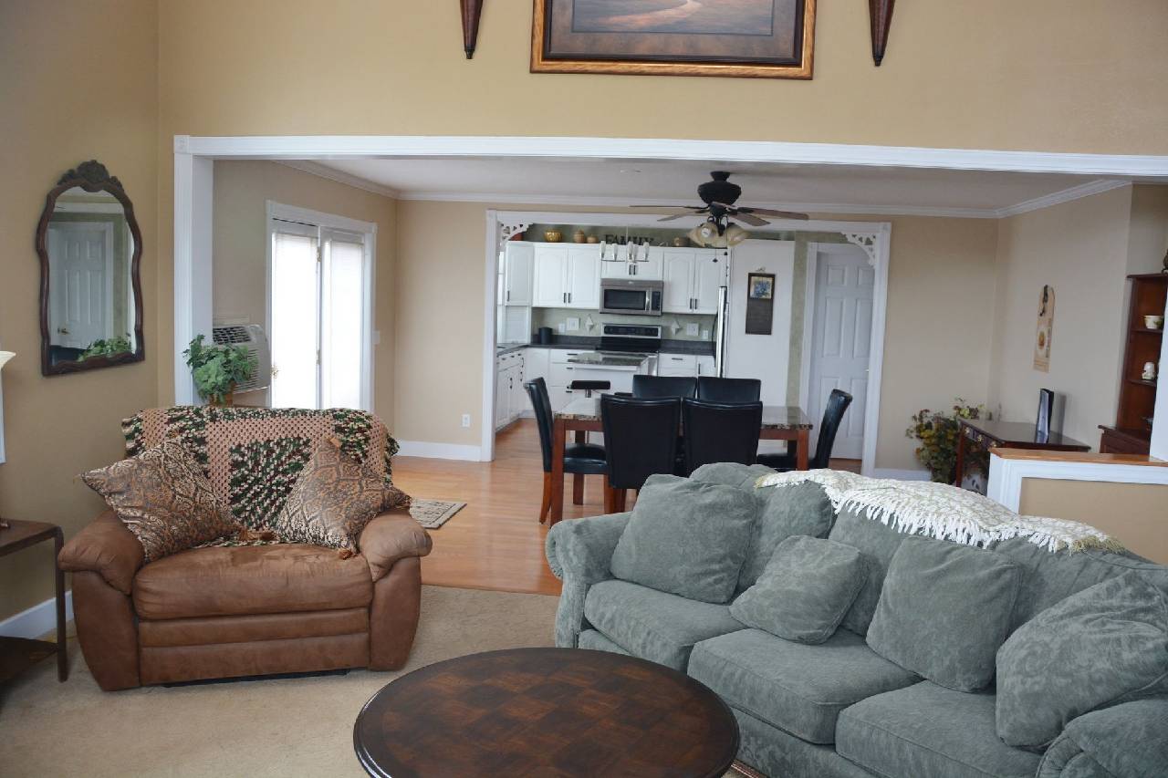 Roosevelt Inn and Suites - photo 44