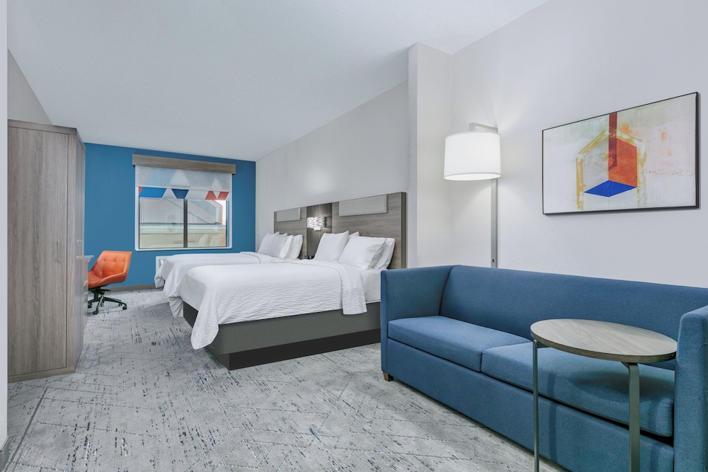 Holiday Inn Express Hotel & Suites Winnie by IHG - photo 15