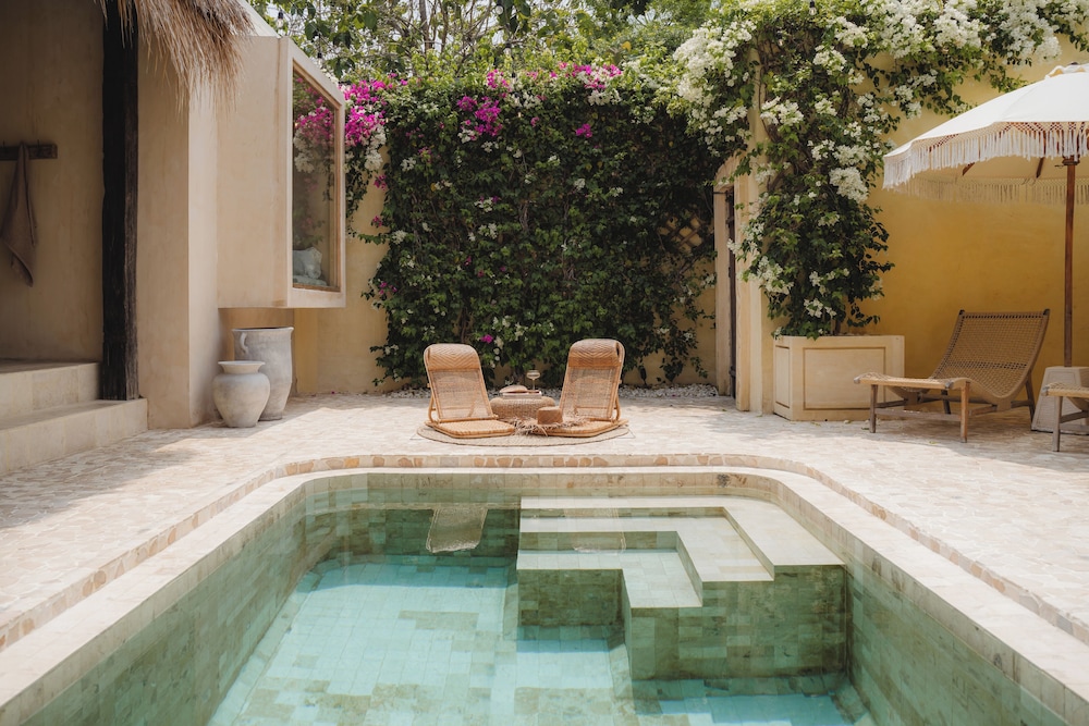 3BR Villa Bohemian Elegance 2mins to Ulu Beach — 4-Star Luxury Hotel in Pecatu, Indonesia