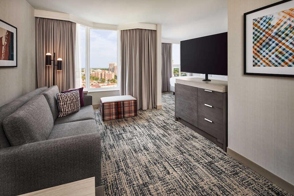 Hilton Kansas City Country Club Plaza - photo 23