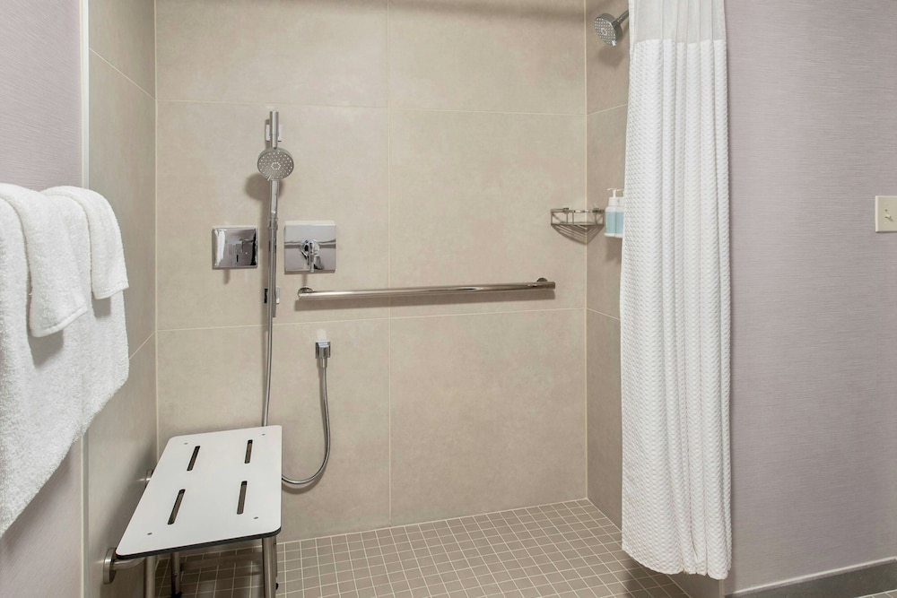 Courtyard by Marriott Dallas Arlington Entertainment Dist - photo 14