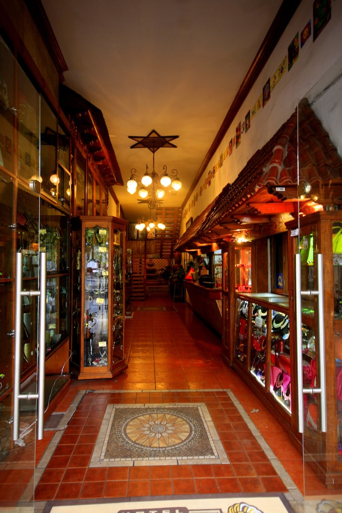 Hotel Regis — Uruapan — photo 2