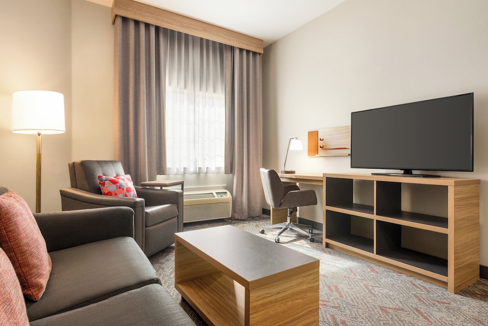 Candlewood Suites Mount Pleasant by IHG - photo 36