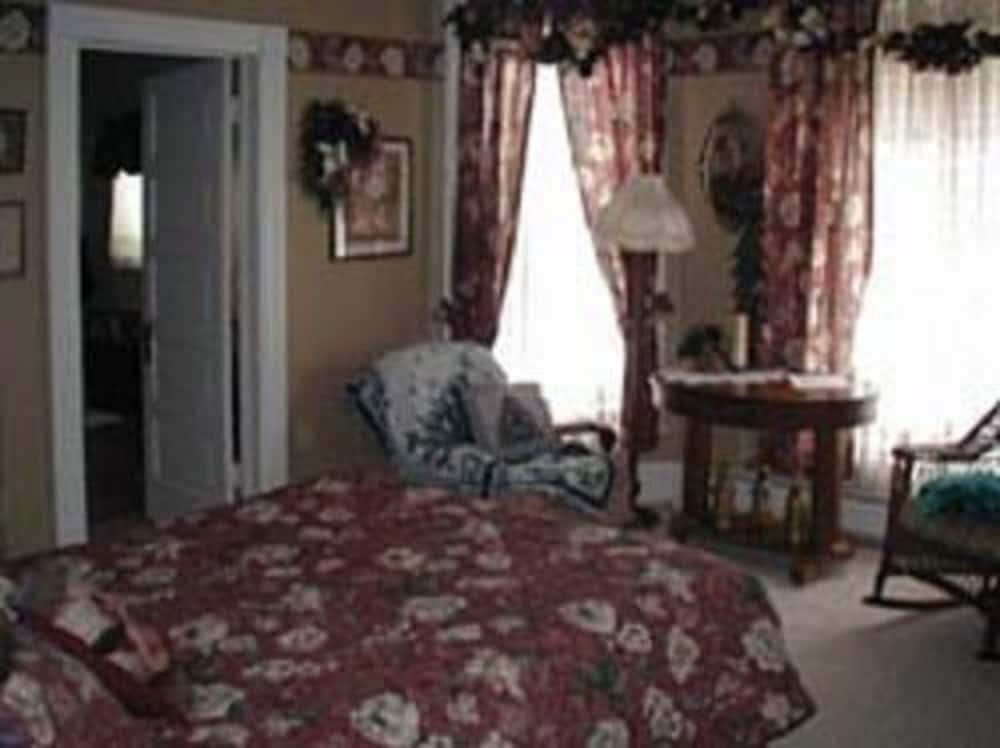 Gallets House B&B — Olean — photo 2