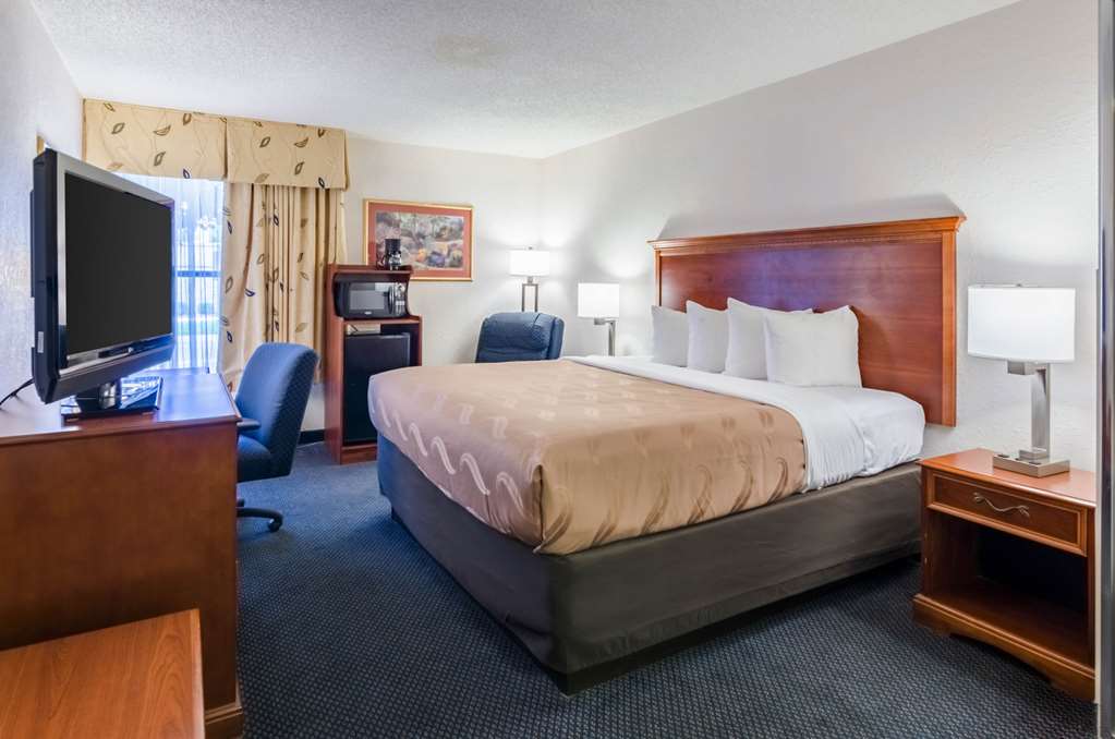 Quality Inn Lynchburg near University - photo 13