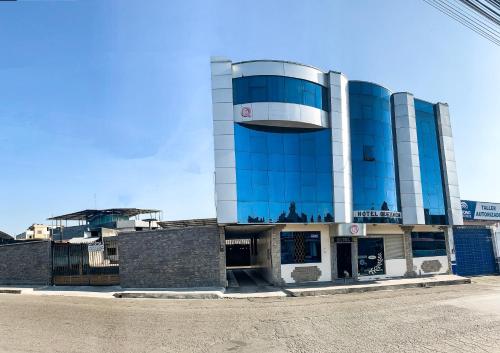 Hotel Quezada Hermanos in Santo Domingo De Los Colorados, Ecuador