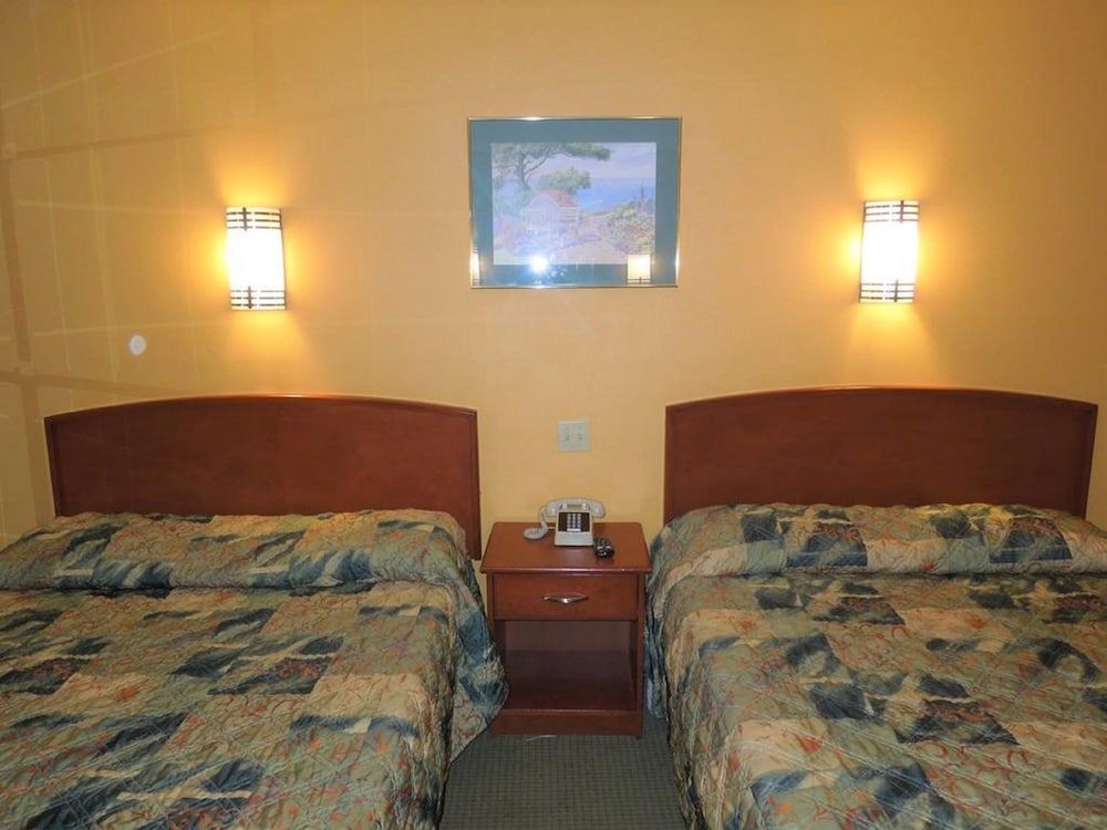 Bay Shore Inn - photo 13