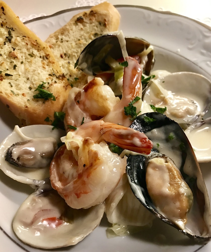 The Belvedere Inn & Restaurant - photo 40