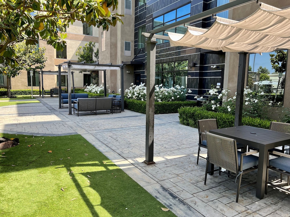 Staybridge Suites Carlsbad by IHG - photo 50
