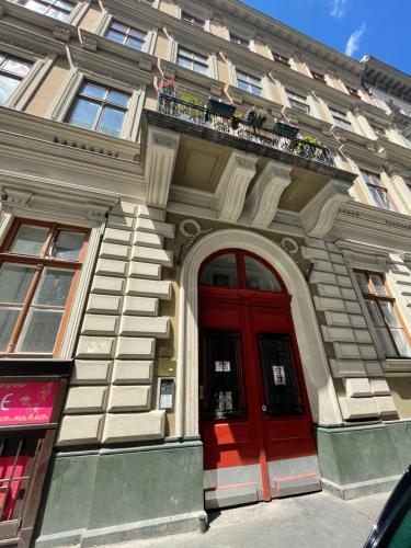 Brhomes Amethyst Retreat - last minute hotel in Budapest