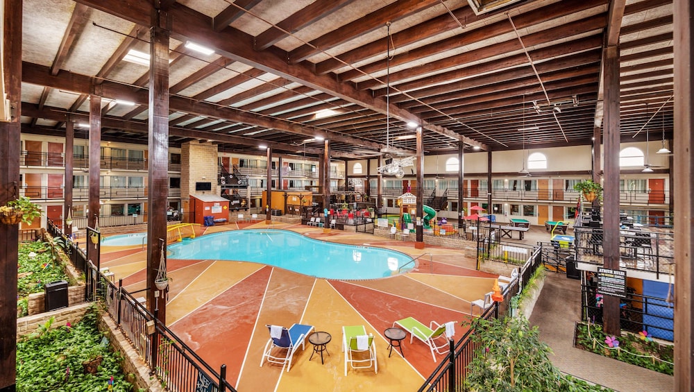 Pearl on the Concho in San Angelo, United States