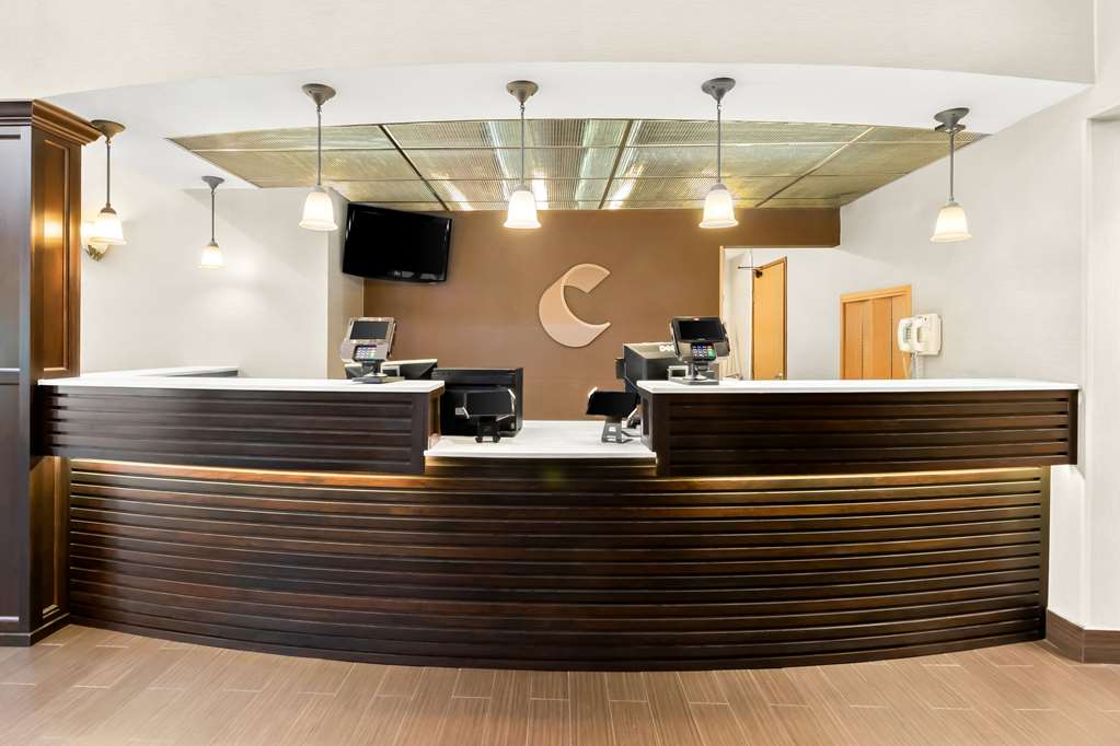 Comfort Suites Portland Airport - photo 6