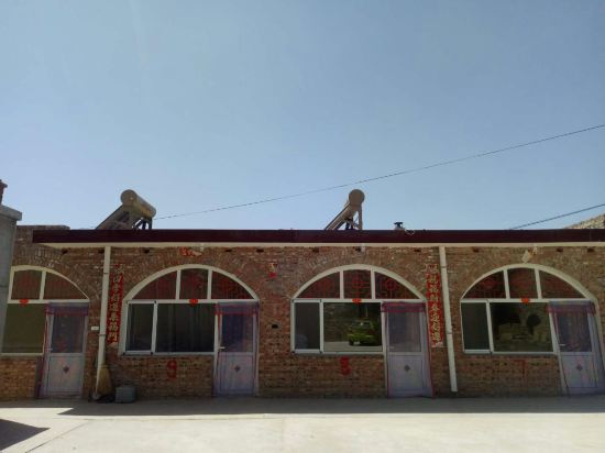 pianguajinwalenongjia Inn — hotel in Xinguan