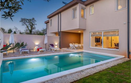3 Bedroom Beautiful Home In Segotici — Marcana — photo 2