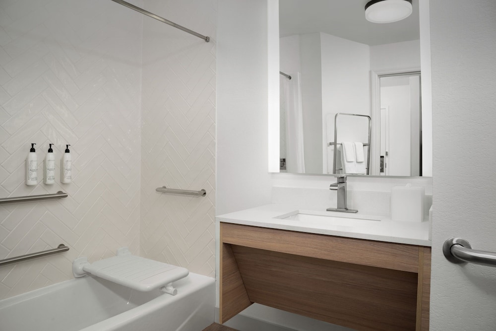 TownePlace Suites by Marriott Birmingham South - photo 23