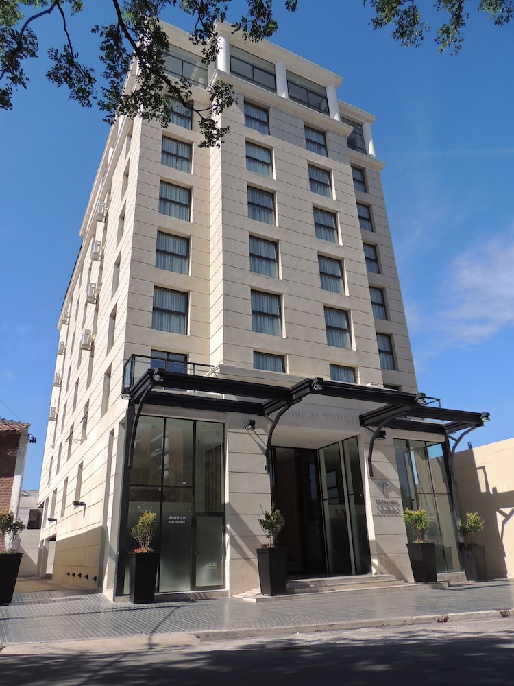 Premium Tower Suites San Luis in San Luis, Argentina
