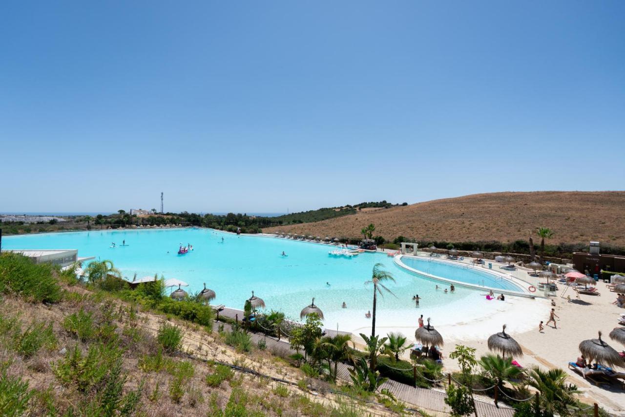 Alcazaba Lagoon Estepona Luxury Boho Apartment — 4-Star Luxury Hotel in Casares, Spain
