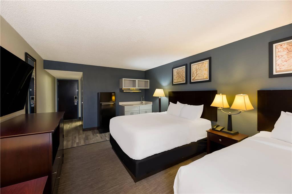 Clarion Hotel San Angelo near Convention Center - photo 2