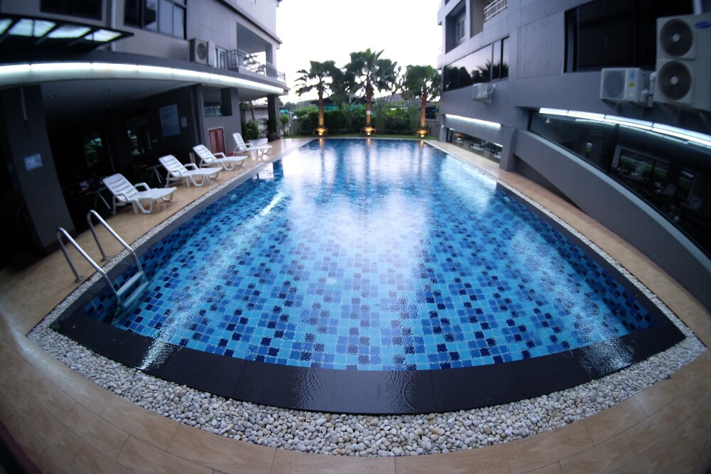 Apple Holiday - last minute hotel in Bangkok