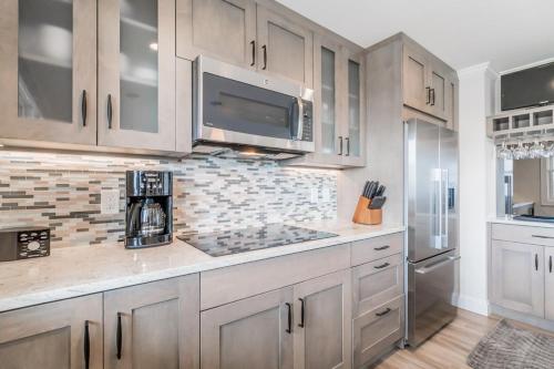 Lighthouse Suites at Pine Point - photo 64