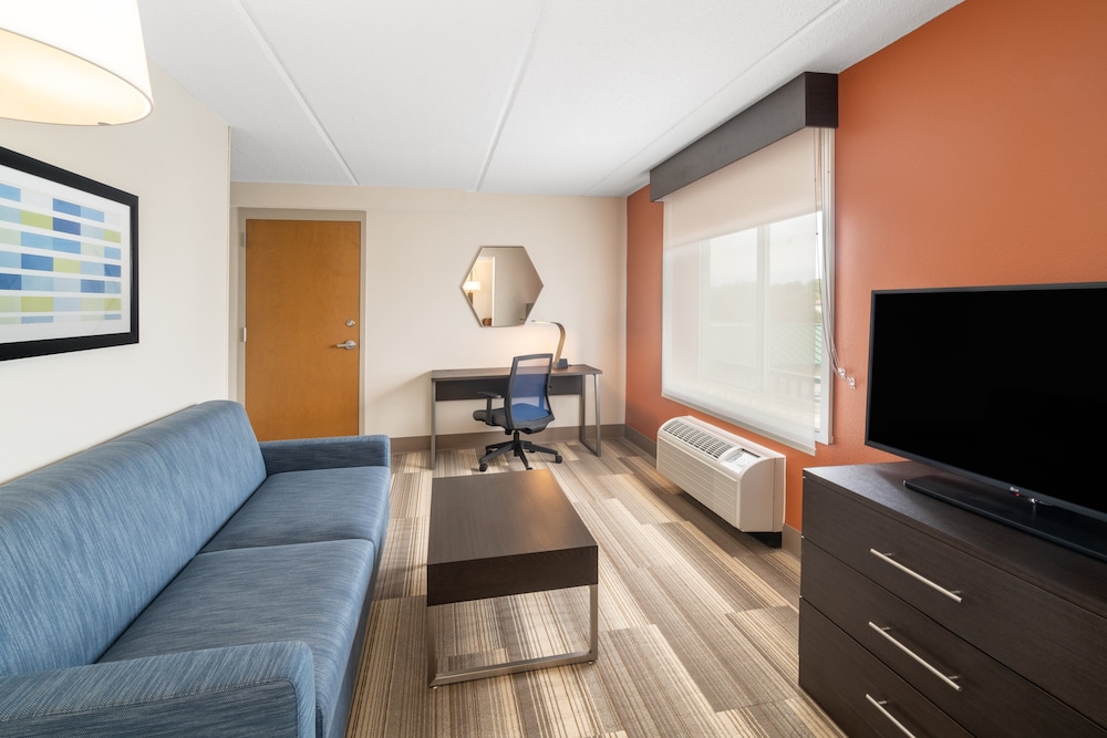 Holiday Inn Express Bluffton at Hilton Head Area by IHG - photo 7