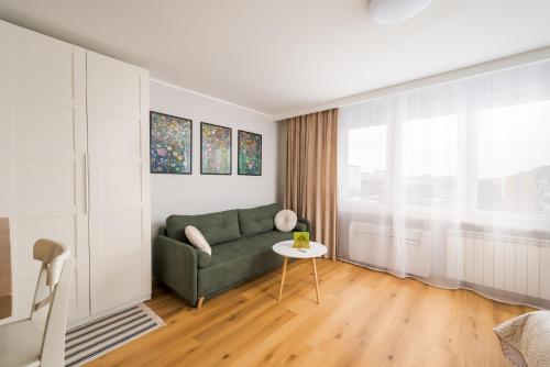 Wola Smocza Pleasant Studio by BookingHost — 4-Star Luxury Hotel in Warsaw, Poland