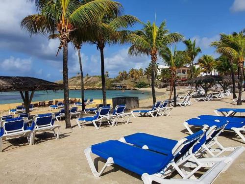 Studio Le Titouné accès Plage St François avec réservoir d'eau automatique — 4-Star Luxury Hotel in Saint-Francois, Guadeloupe