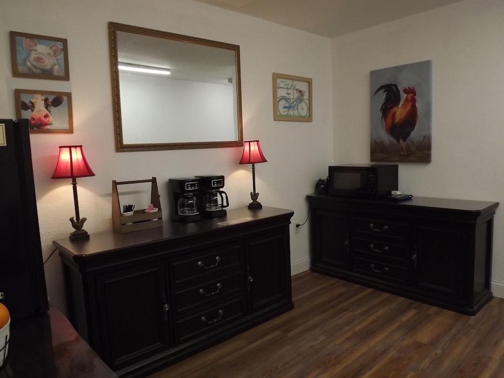 Crest Country Inn - photo 128