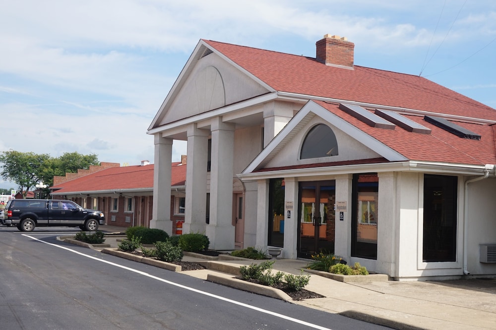 Bellevue Hotel & Suites - photo 66