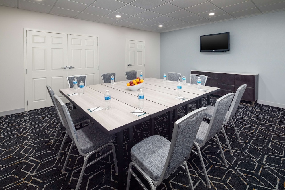 Homewood Suites by Hilton Columbus Dublin - photo 45