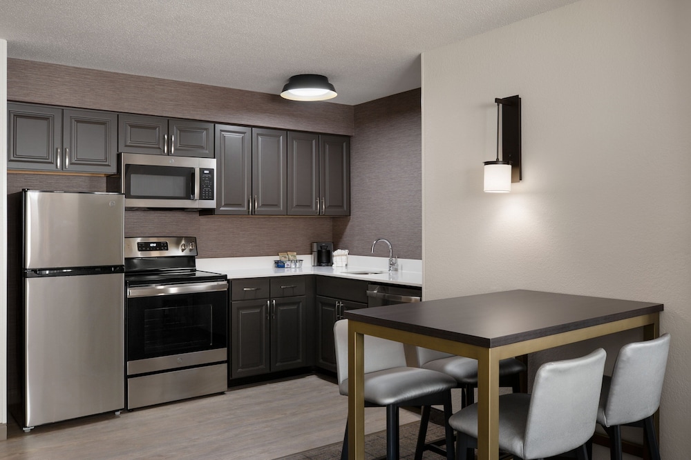 Residence Inn by Marriott Madison West Middleton - photo 13