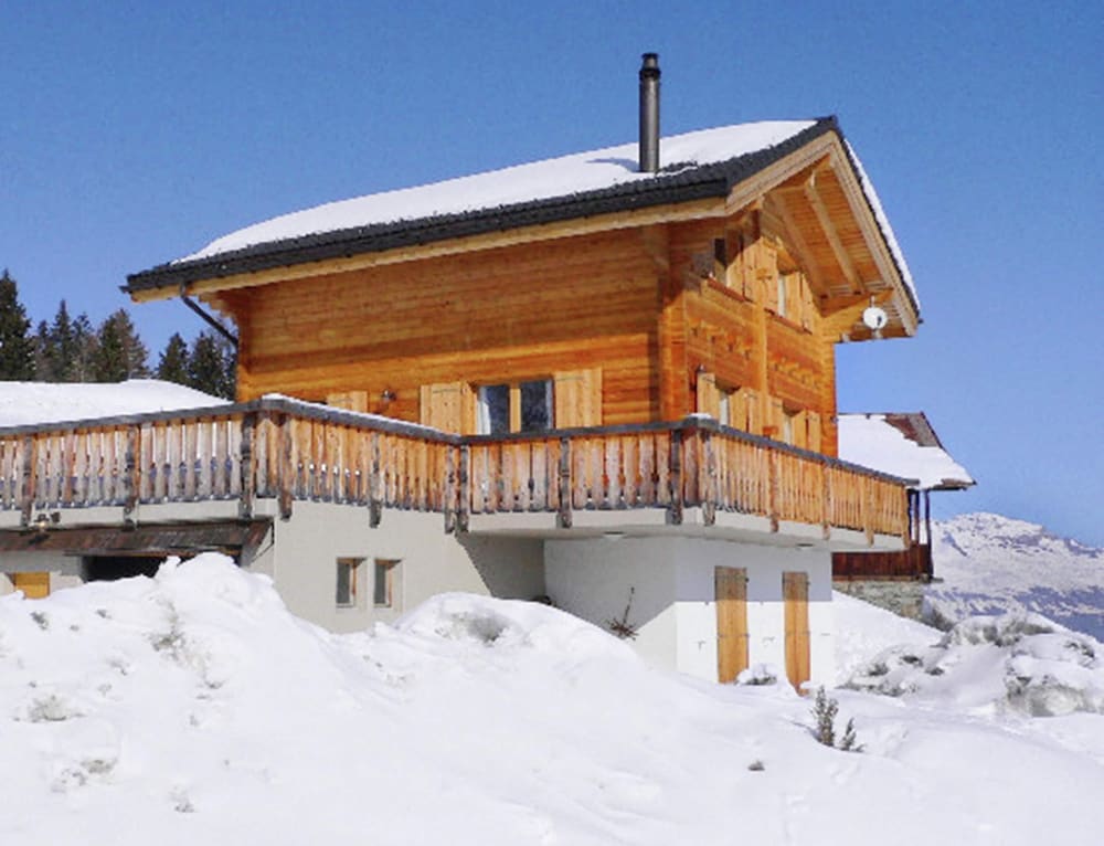 Chalet in Les Collons Near Ski Lift & Snowpark — 4-Star Luxury Hotel in Vex, Switzerland
