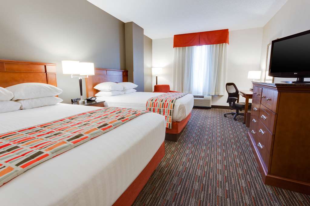 Drury Inn & Suites Greenville - photo 12