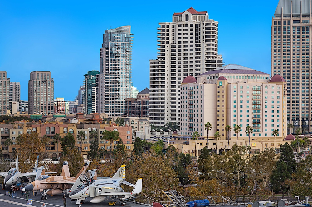 Embassy Suites by Hilton San Diego Bay Downtown - photo 62
