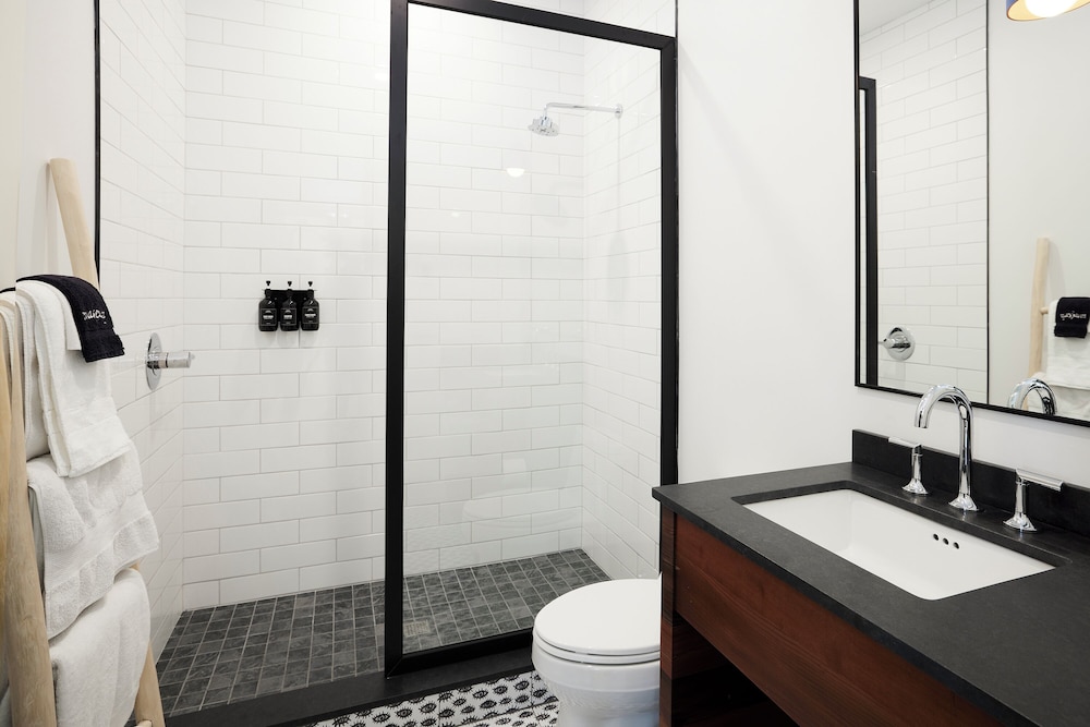 Woodstock Way Hotel - photo 67