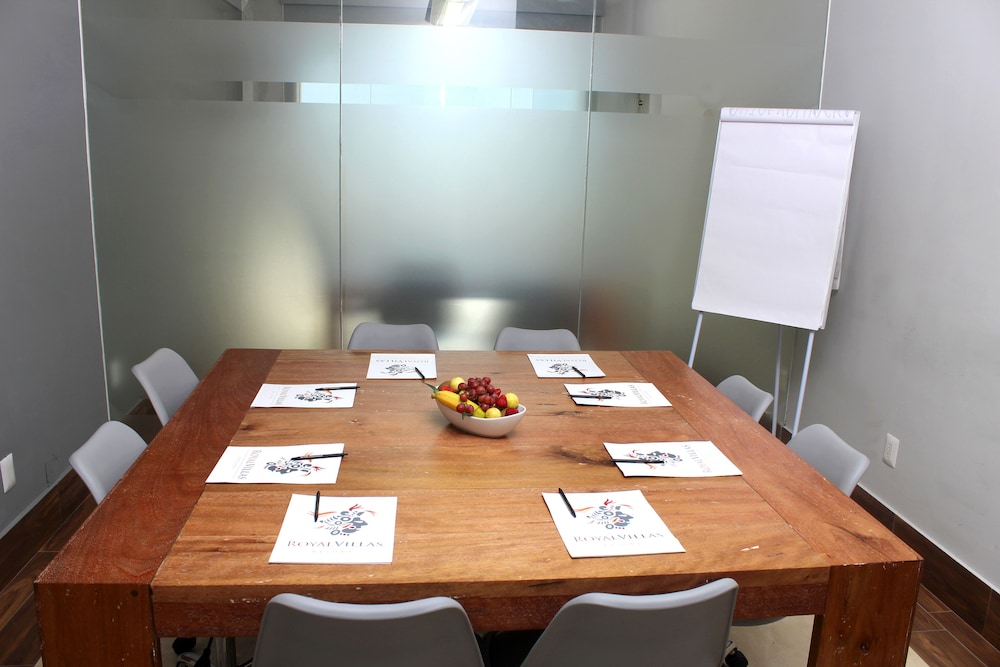 Meeting facility