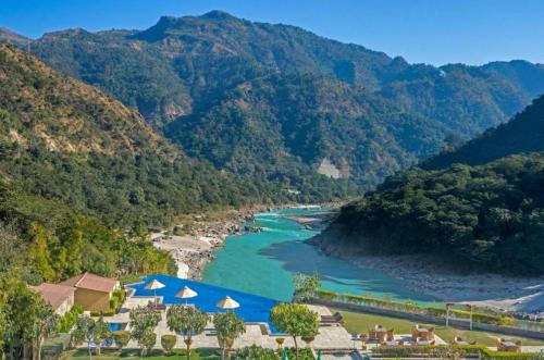 Aloha Luxury Apartments by blissful Ganges — 4-Star Luxury Hotel in Rishikesh, India