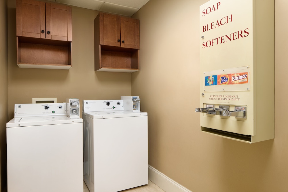 Holiday Inn Express & Suites Alpharetta Windward Parkway by IHG - photo 32