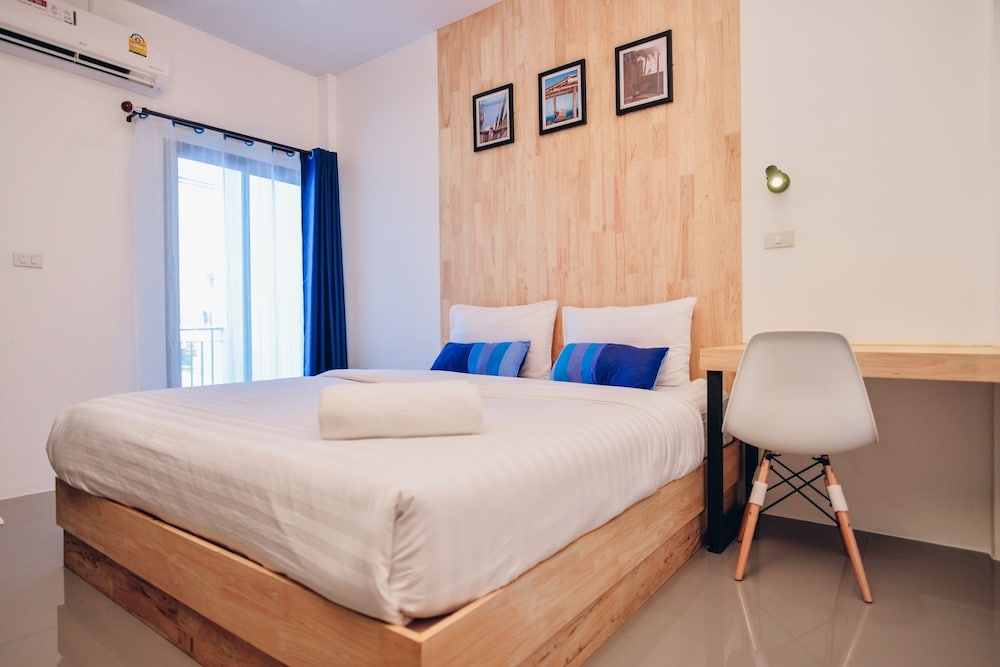 The Cozy Hotel — hotel in Wang Saphung
