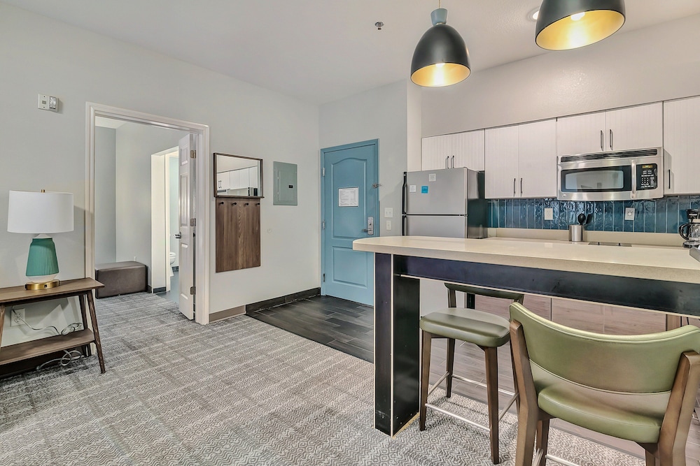 Staybridge Suites University Area by IHG - photo 33