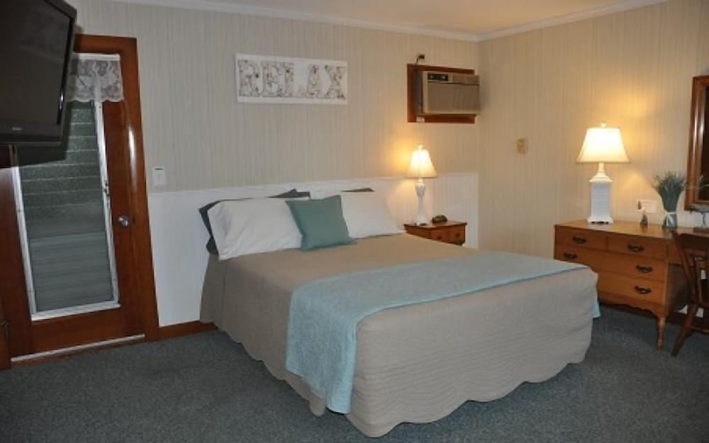 Towne Lyne Motel - photo 17