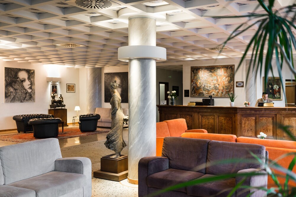 Palace Hotel — Serravalle — photo 2