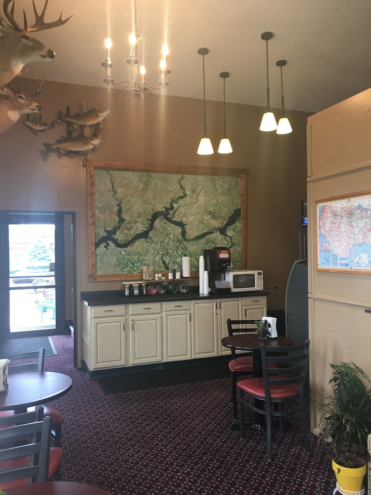 Mobridge Kountry Inn - photo 16