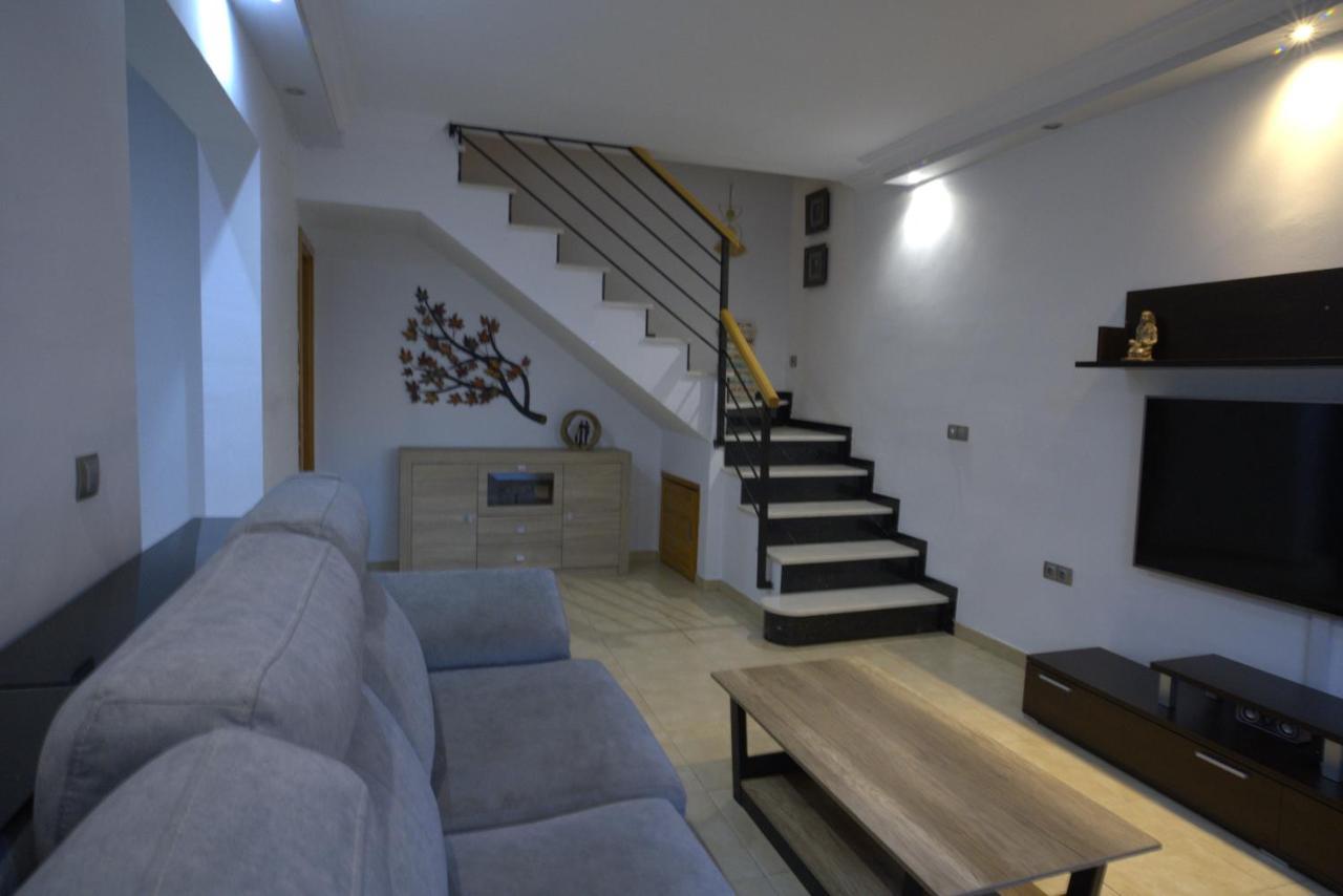 Giralda Loft Deluxe — Alcala De Guadaira