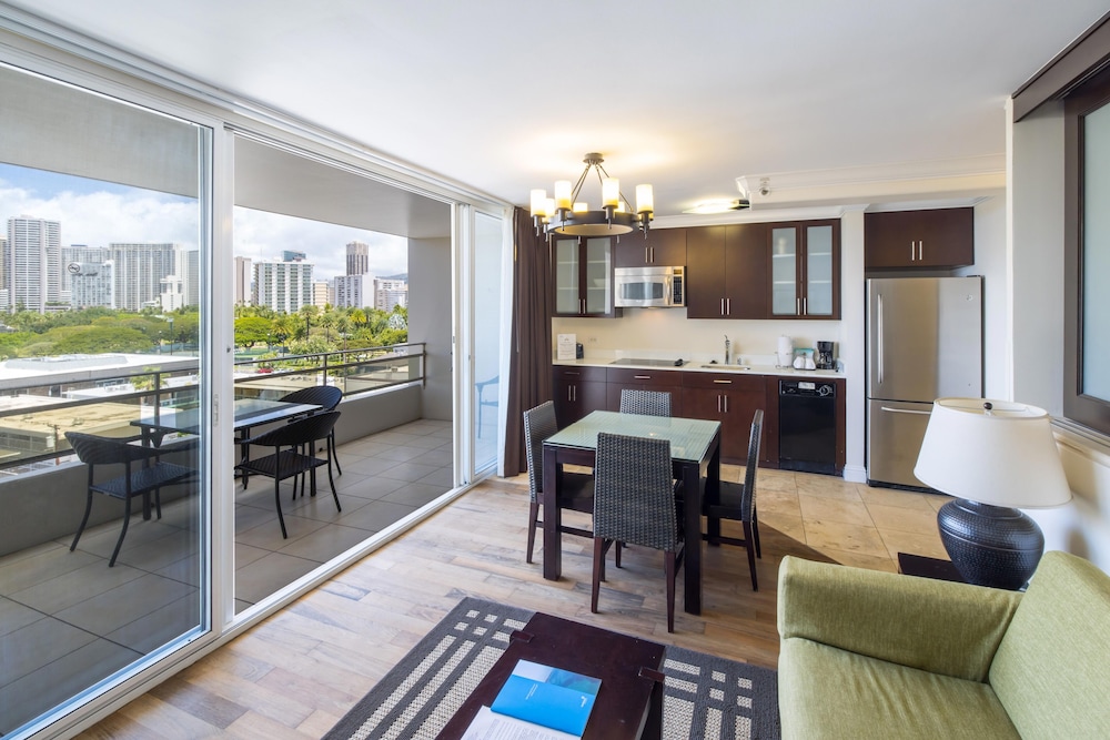 Regency on Beachwalk Waikiki by OUTRIGGER - photo 29