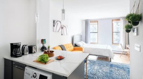 1597 11 Studio Upper East Side Apt W&D — 4-Star Luxury Hotel in New York City, United States